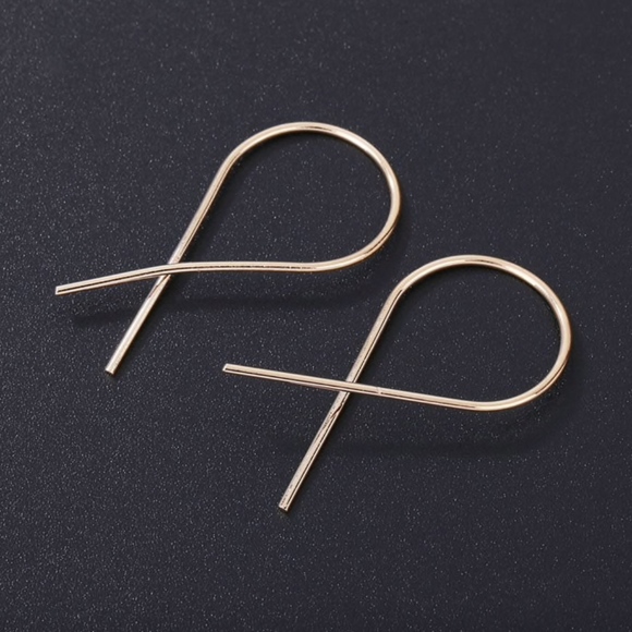 'Torsion' Minimalist Twist Gold Copper Earrings - Picture 2 of 3